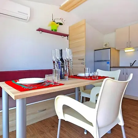 Ferienhaus Caravan Park Camping Park Umag, Umag *
